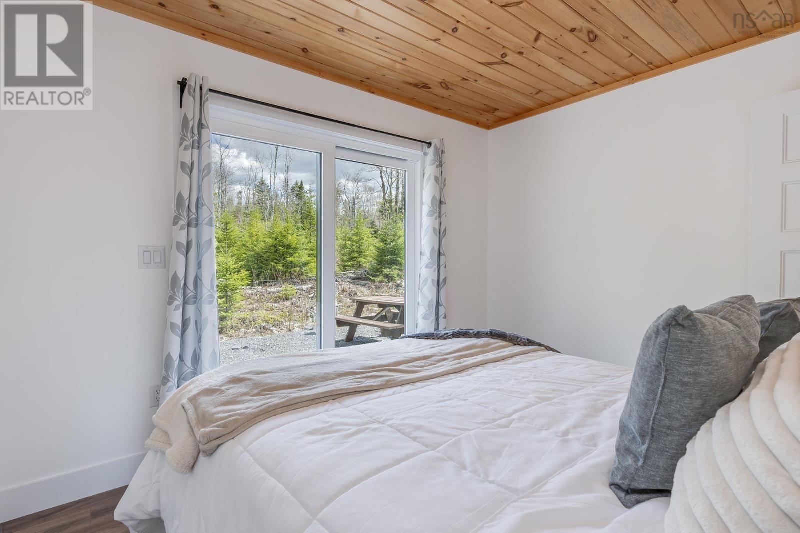 366 Loon Lake Drive - 18