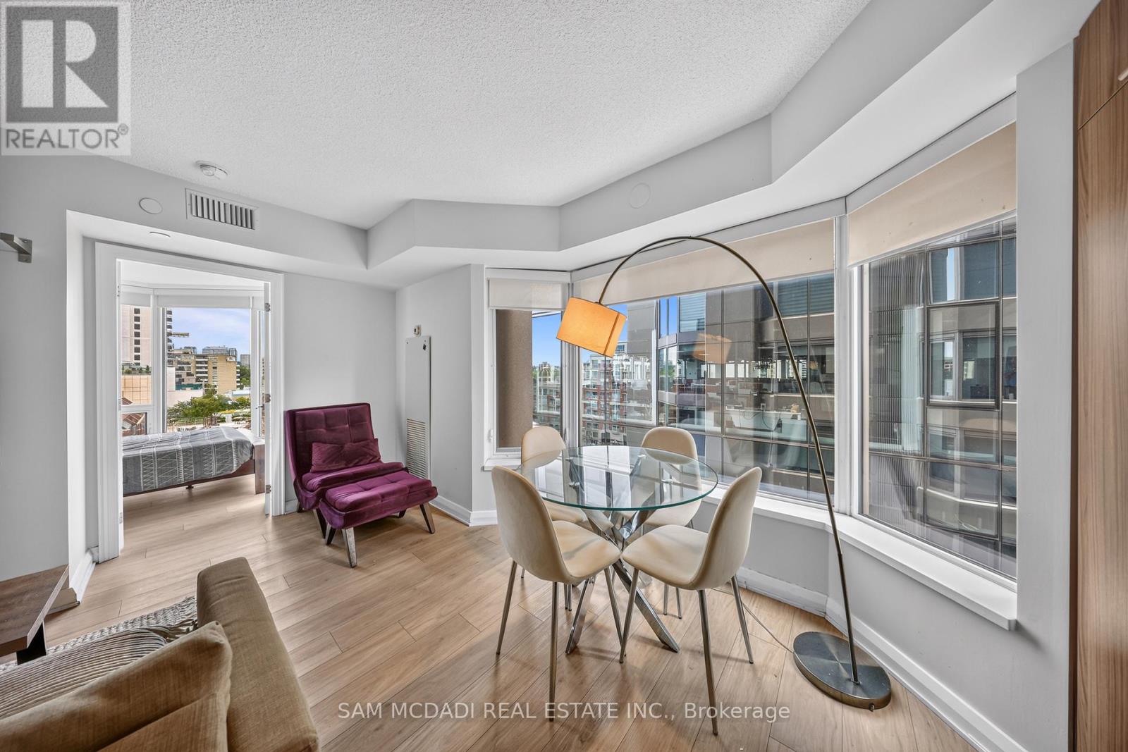 #704 155 YORKVILLE AVENUE - Image 8