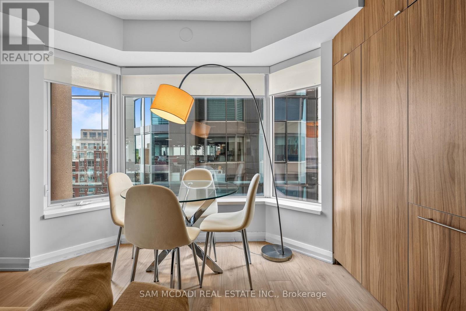 #704 155 YORKVILLE AVENUE - Image 9
