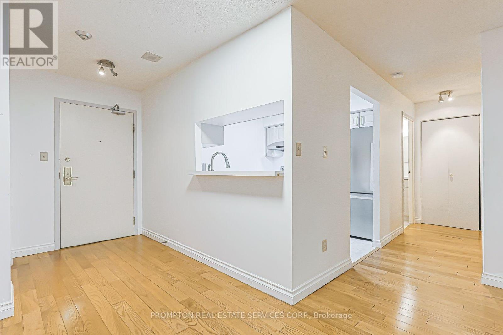 #1705 25 GRENVILLE STREET - 17