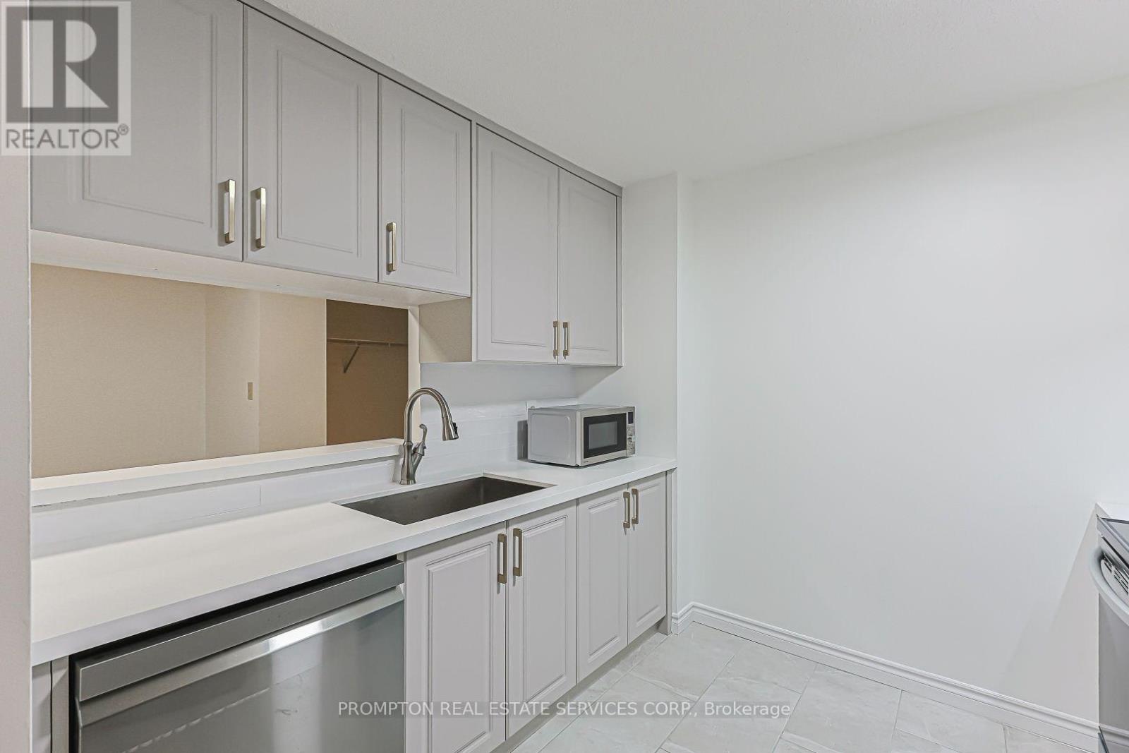 #1705 25 GRENVILLE STREET - 21