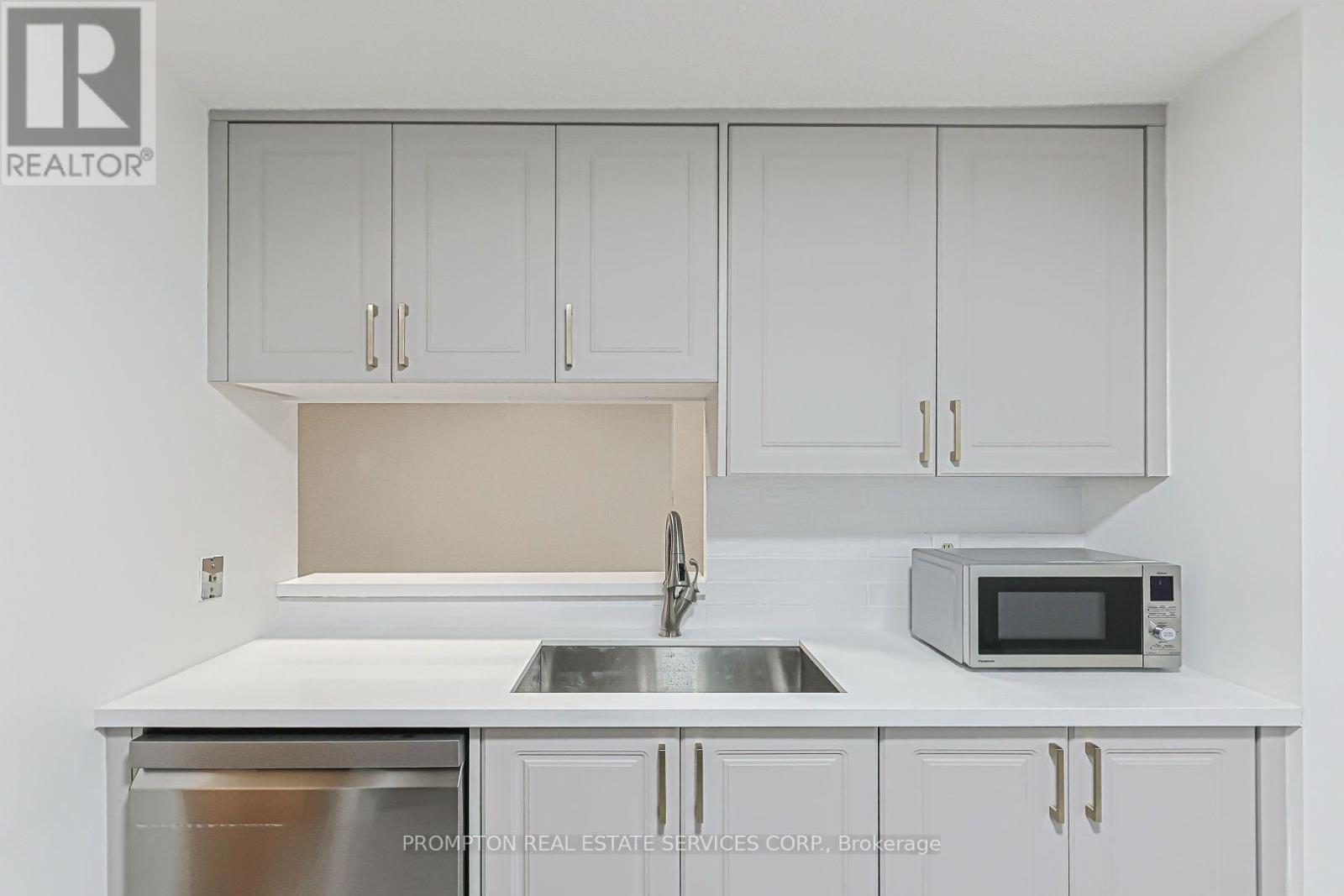 #1705 25 GRENVILLE STREET - 22