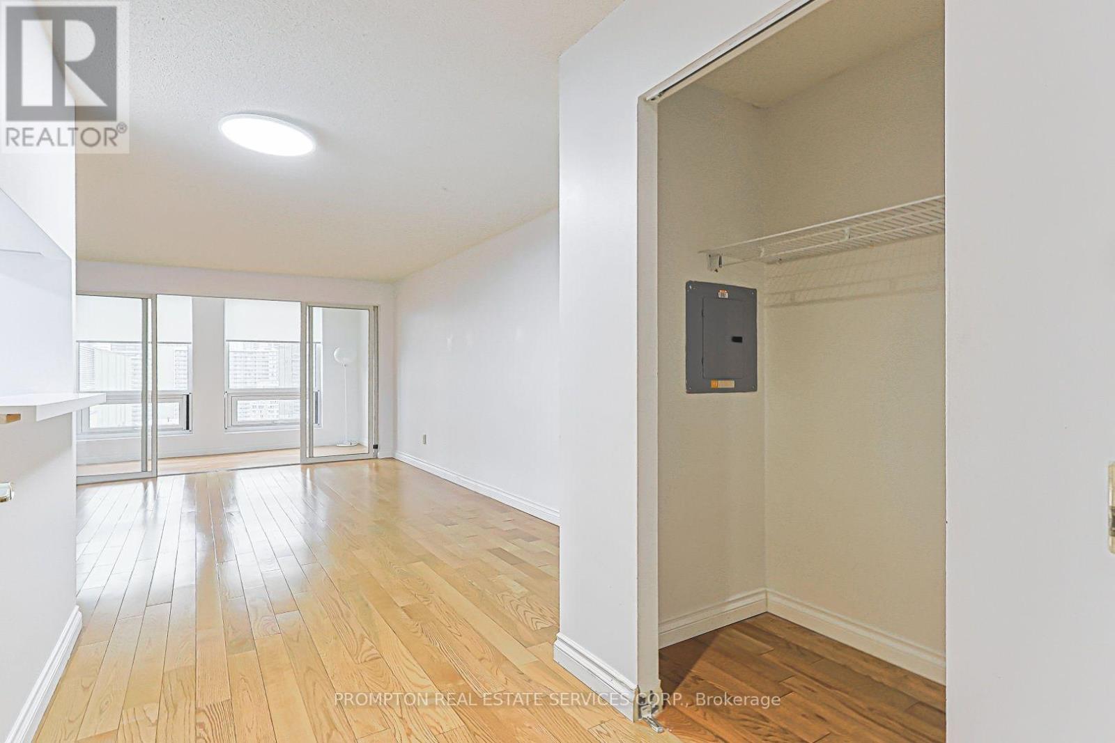 #1705 25 GRENVILLE STREET - 5