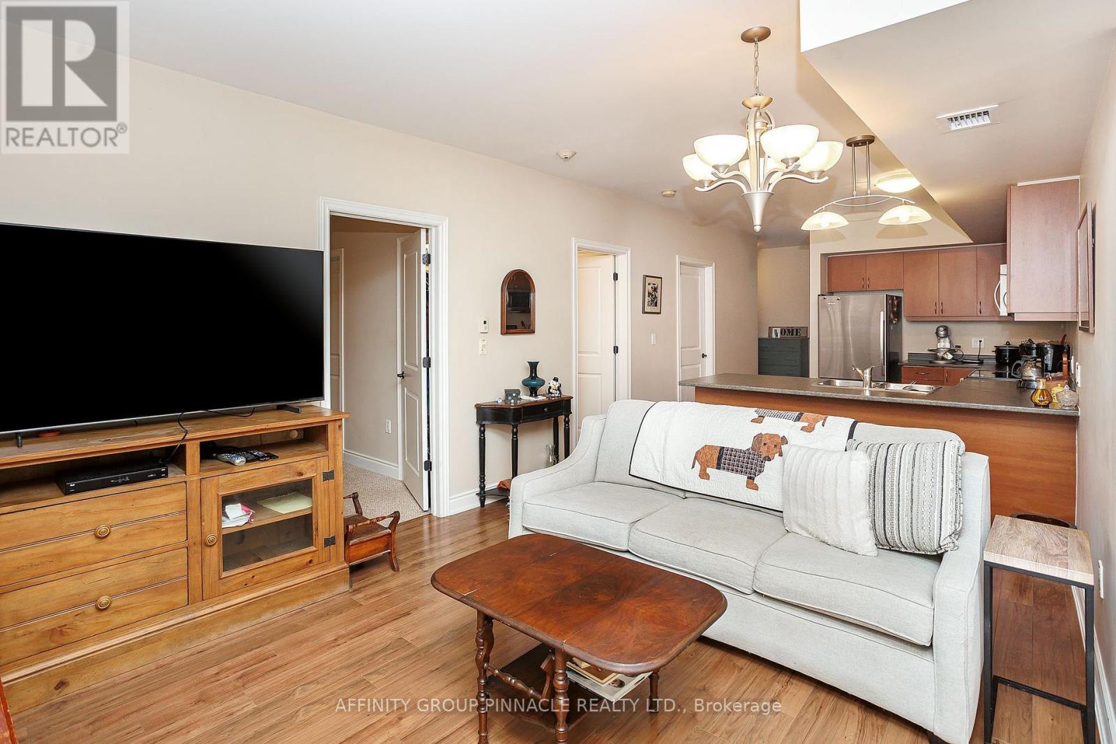 #105 94 FRANCIS STREET - 13