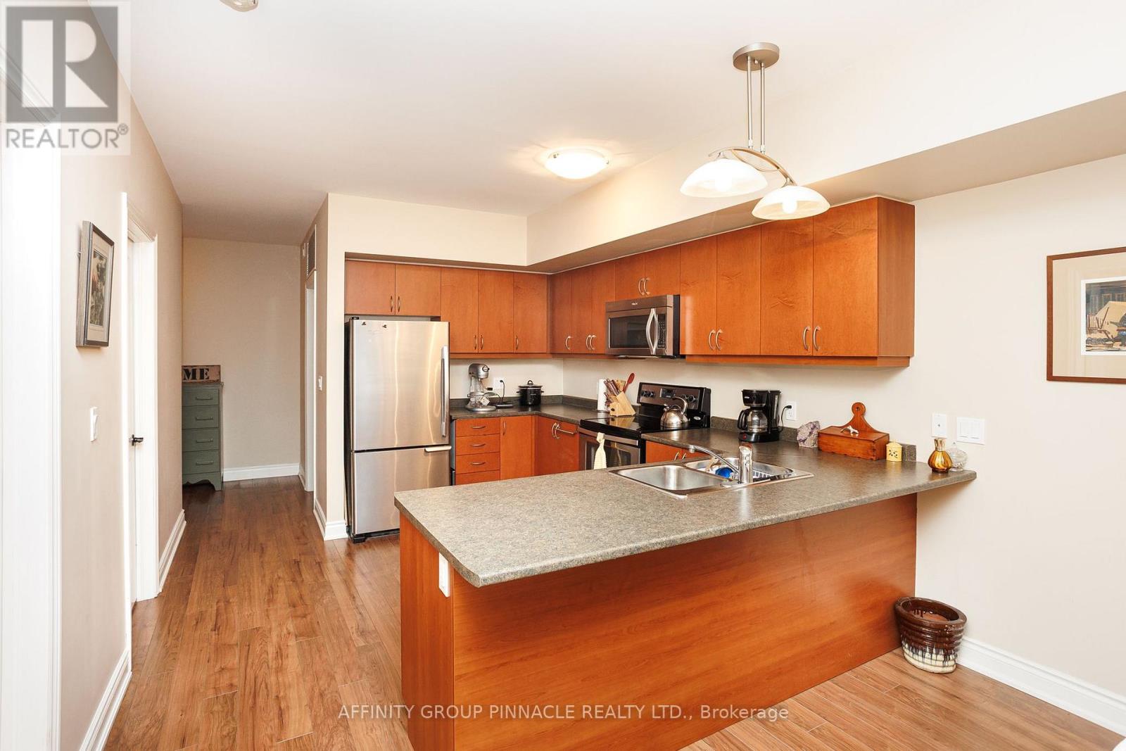 #105 94 FRANCIS STREET - 16