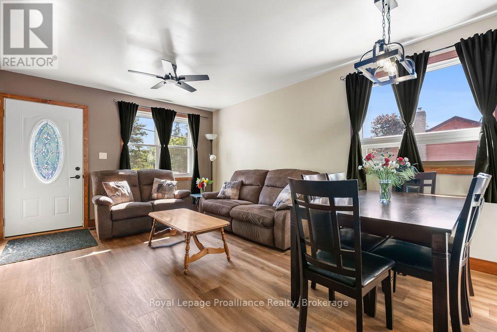 76 WRIGHT AVENUE - Image 11