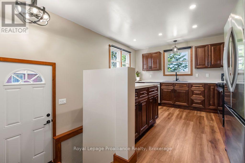 76 WRIGHT AVENUE - Image 12