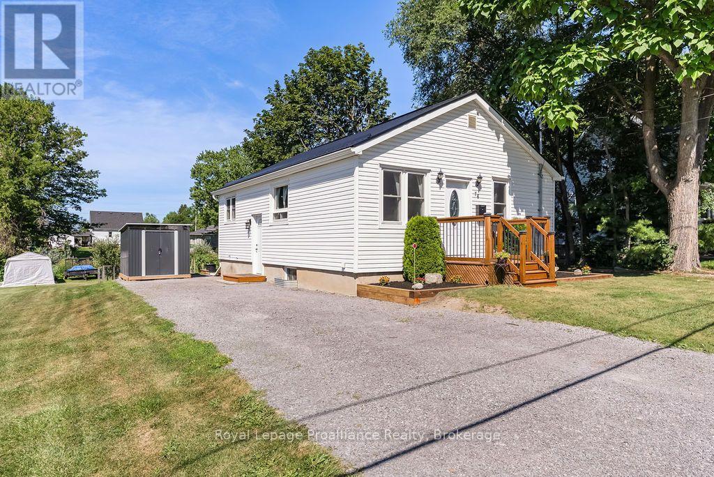 76 WRIGHT AVENUE - 2