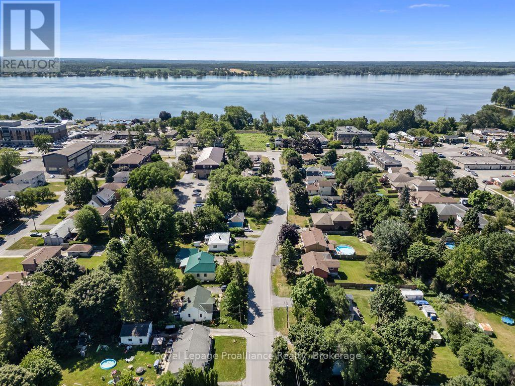 76 WRIGHT AVENUE - Image 37