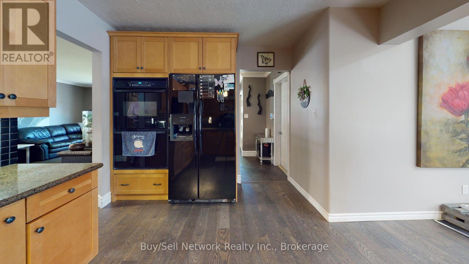 2504 IDYLLWOOD CRESCENT - 11