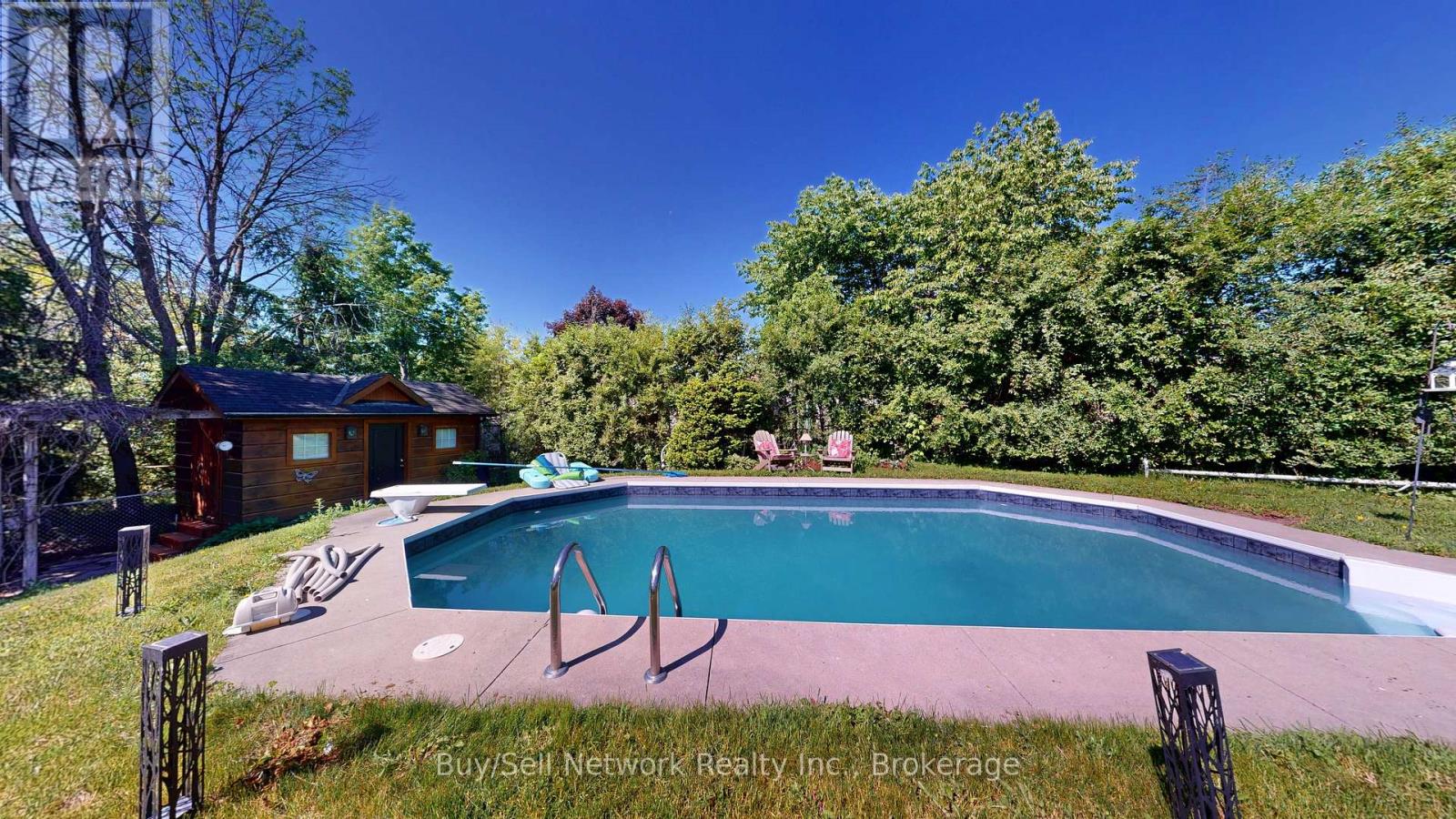 2504 IDYLLWOOD CRESCENT - 47