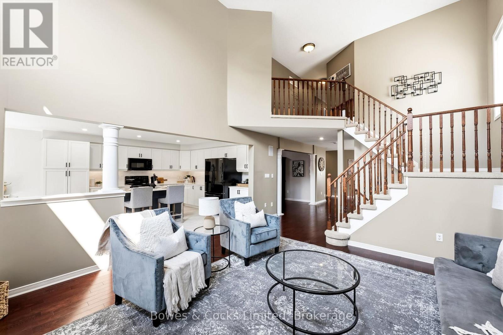 700 TULLY CRESCENT - 11