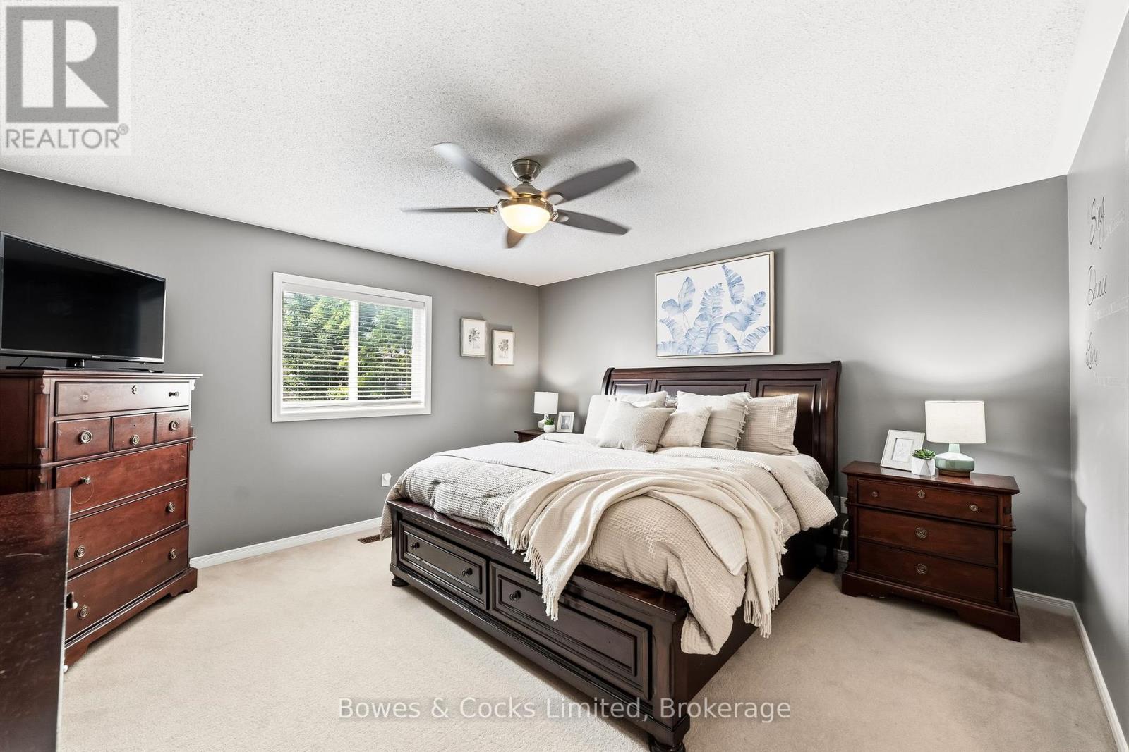 700 TULLY CRESCENT - 26