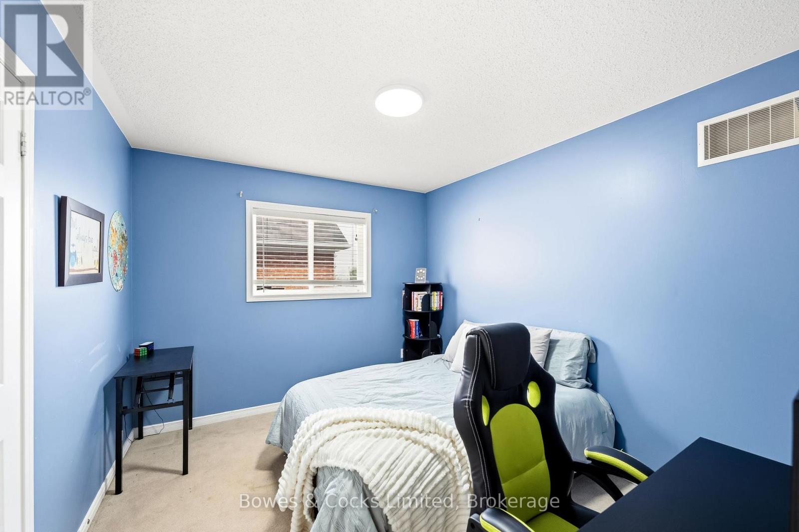 700 TULLY CRESCENT - 33