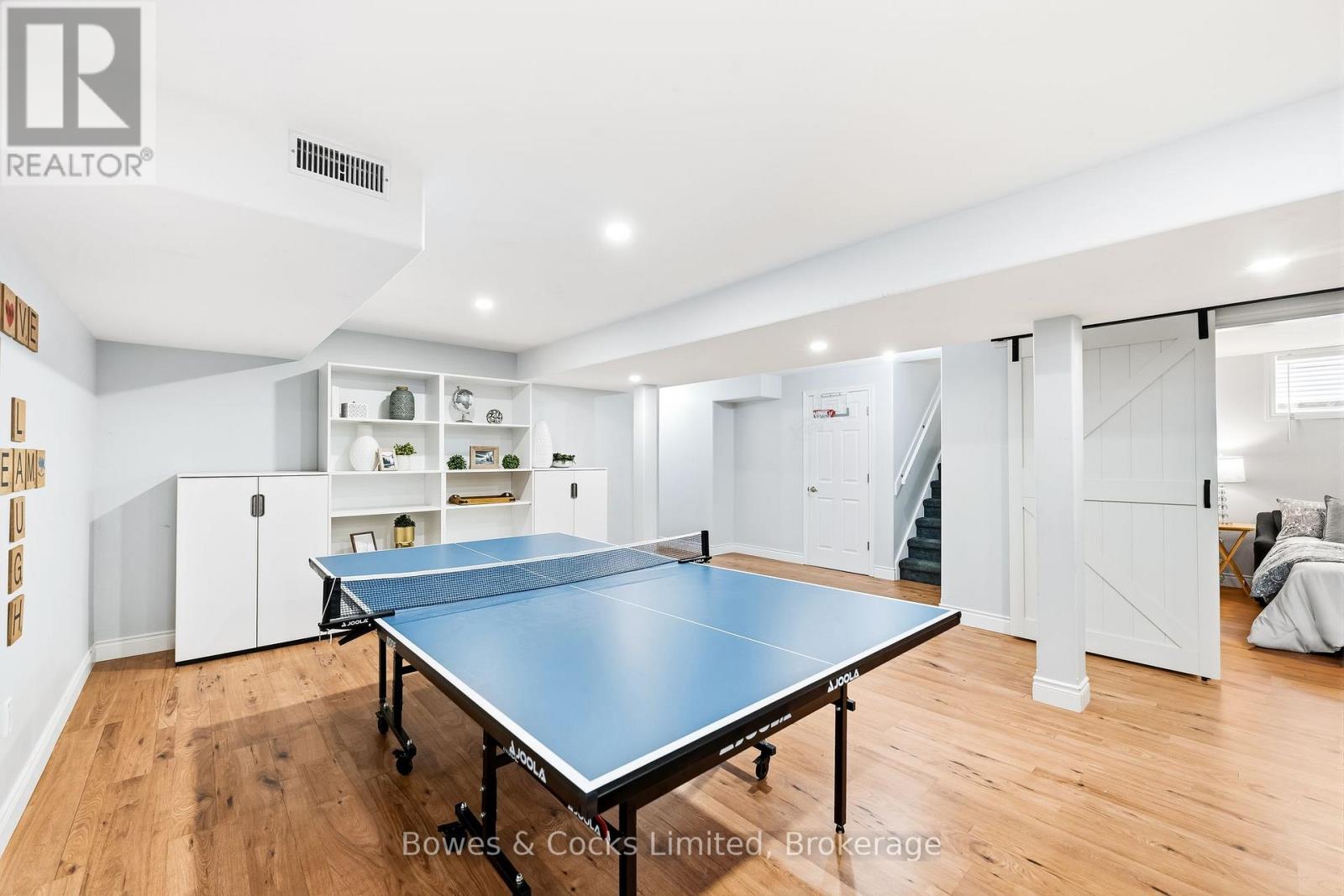 700 TULLY CRESCENT - 37