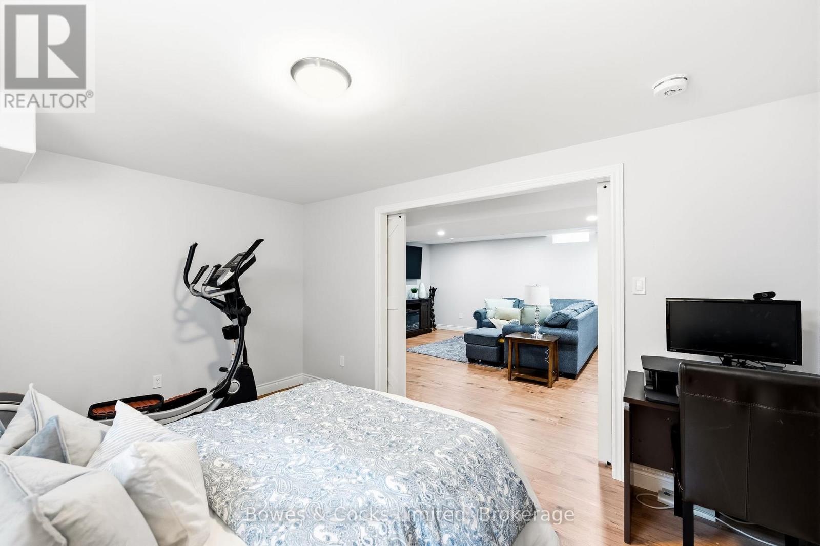 700 TULLY CRESCENT - 42