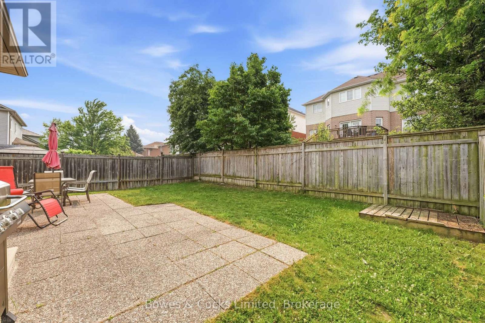 700 TULLY CRESCENT - 47