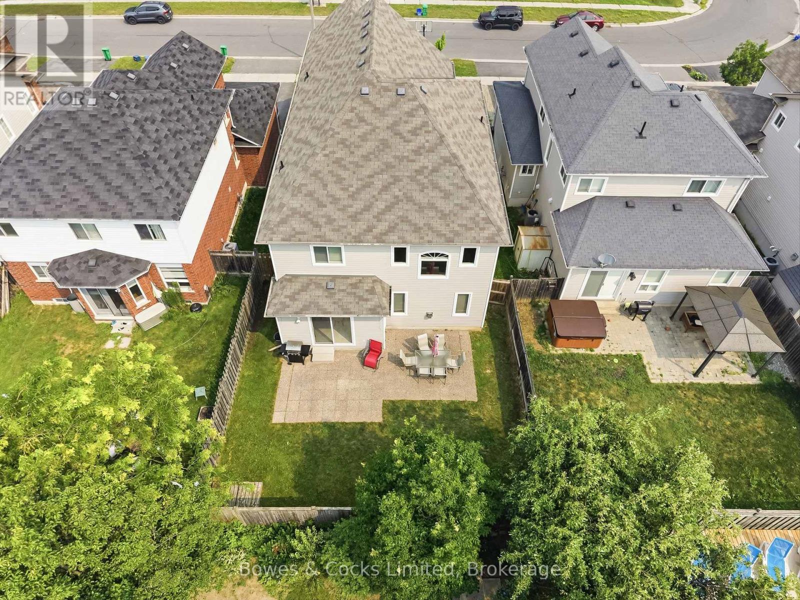 700 TULLY CRESCENT - 48