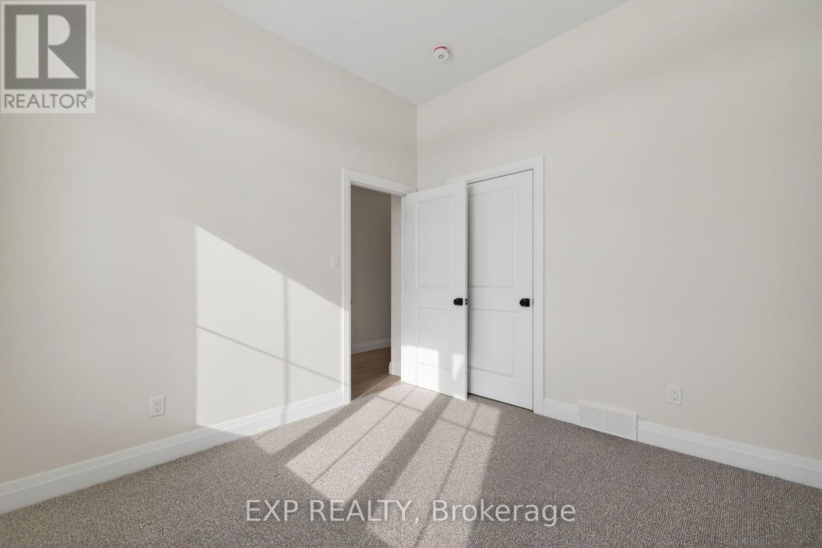 24 DEARING DRIVE - Image 5