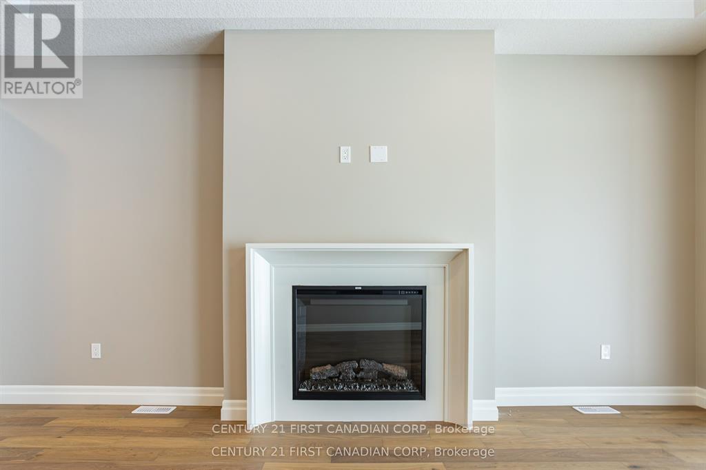 LOT 105 DARWIN CRESCENT - 14