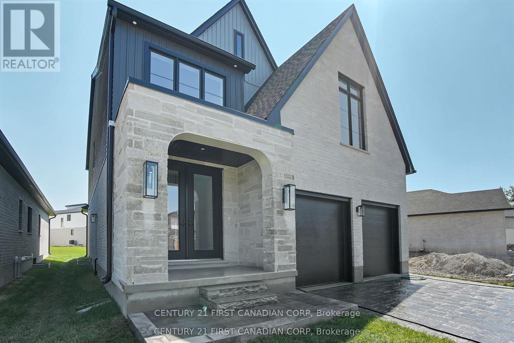 LOT 104 DARWIN CRESCENT - 33