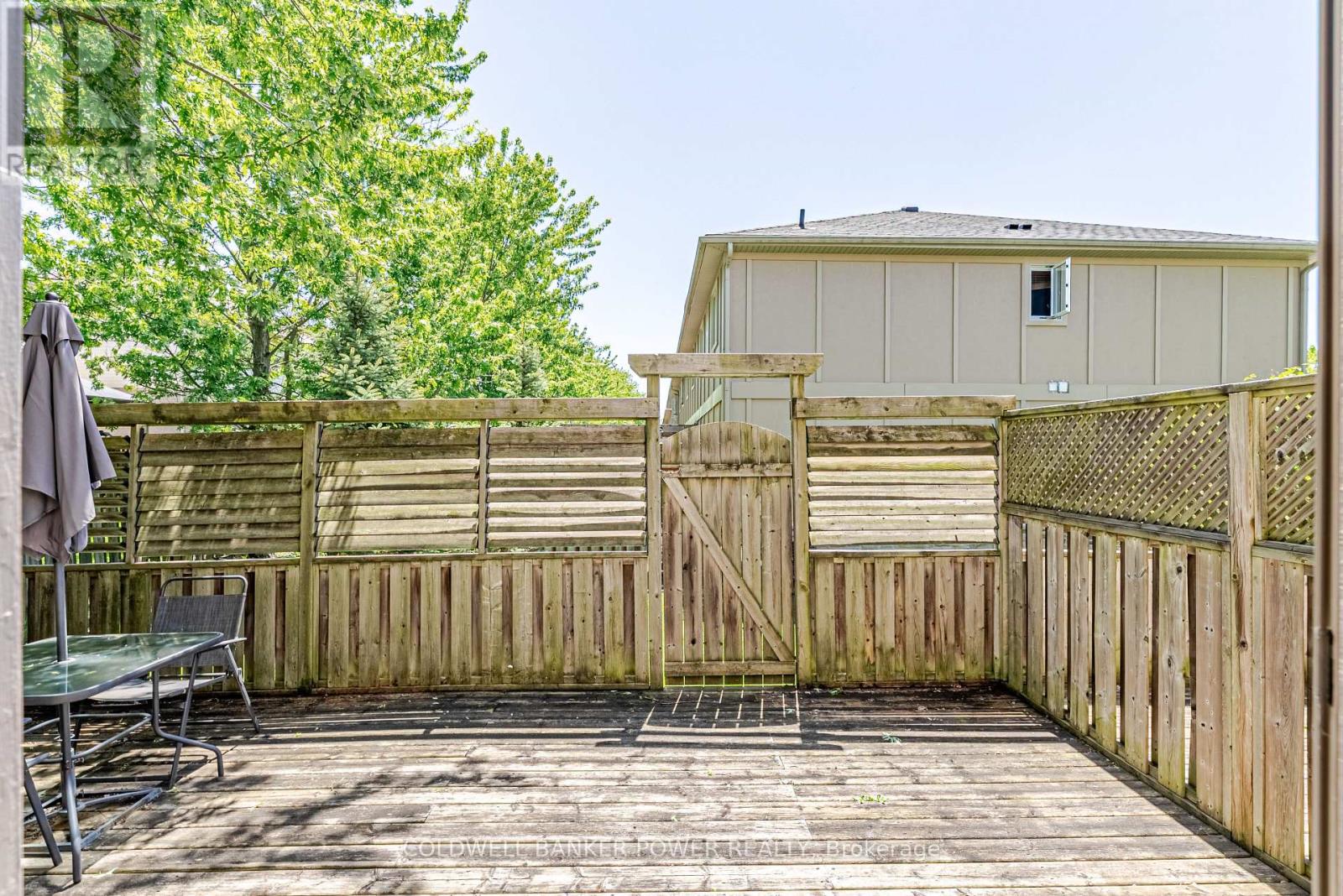 #20 2089 BEAVERBROOK AVENUE - 32