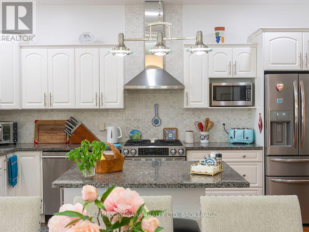 11004 LAKESHORE ROAD - 11