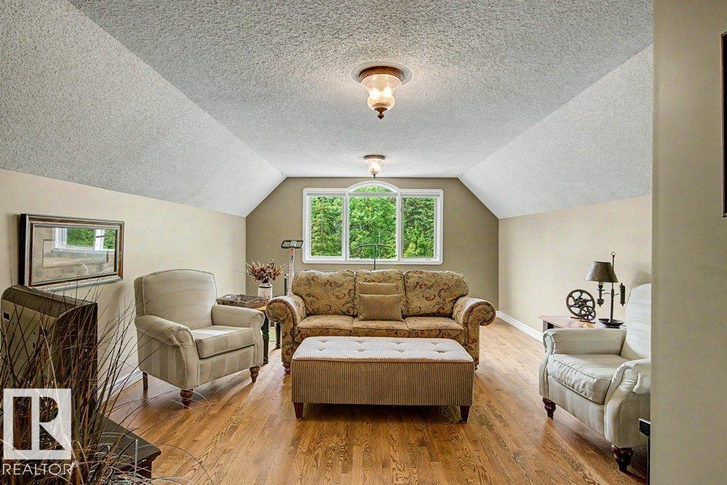 #2 51124 RGE ROAD 264 - 37