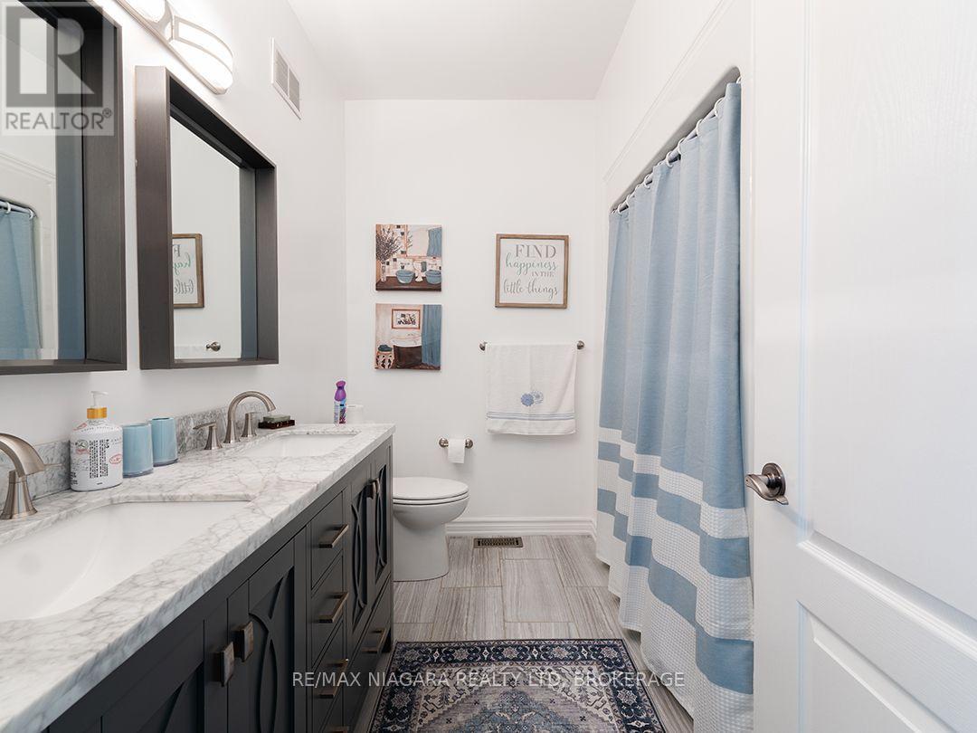 11004 LAKESHORE ROAD - 31