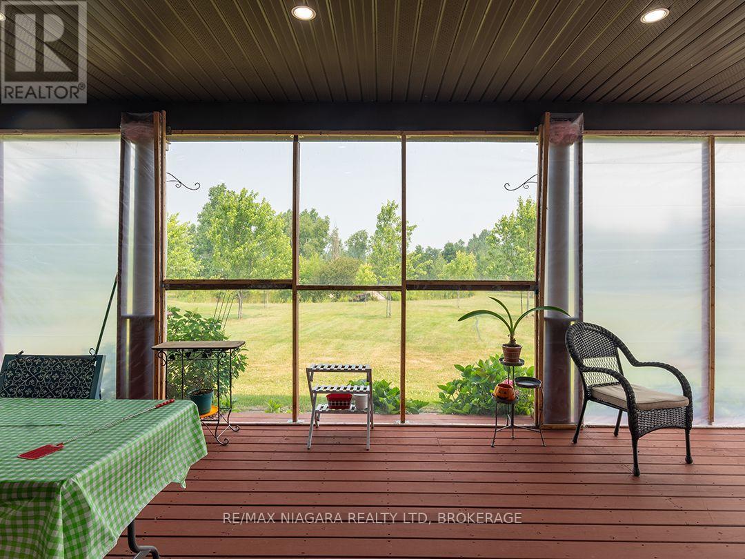 11004 LAKESHORE ROAD - 42