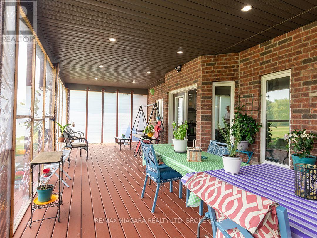 11004 LAKESHORE ROAD - 44