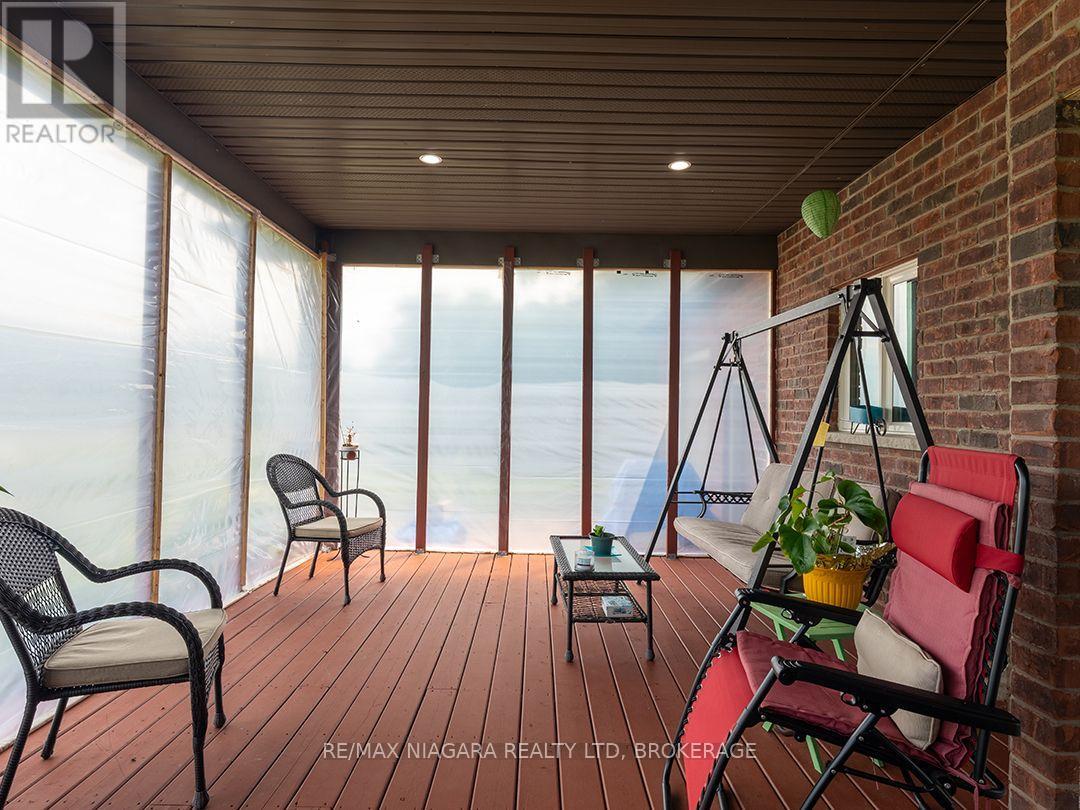 11004 LAKESHORE ROAD - 45