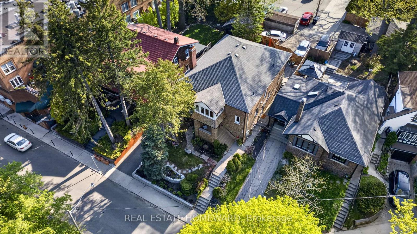 128 GLEN MANOR DRIVE - 1