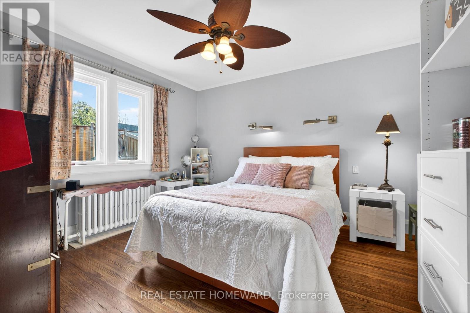 128 GLEN MANOR DRIVE - 17