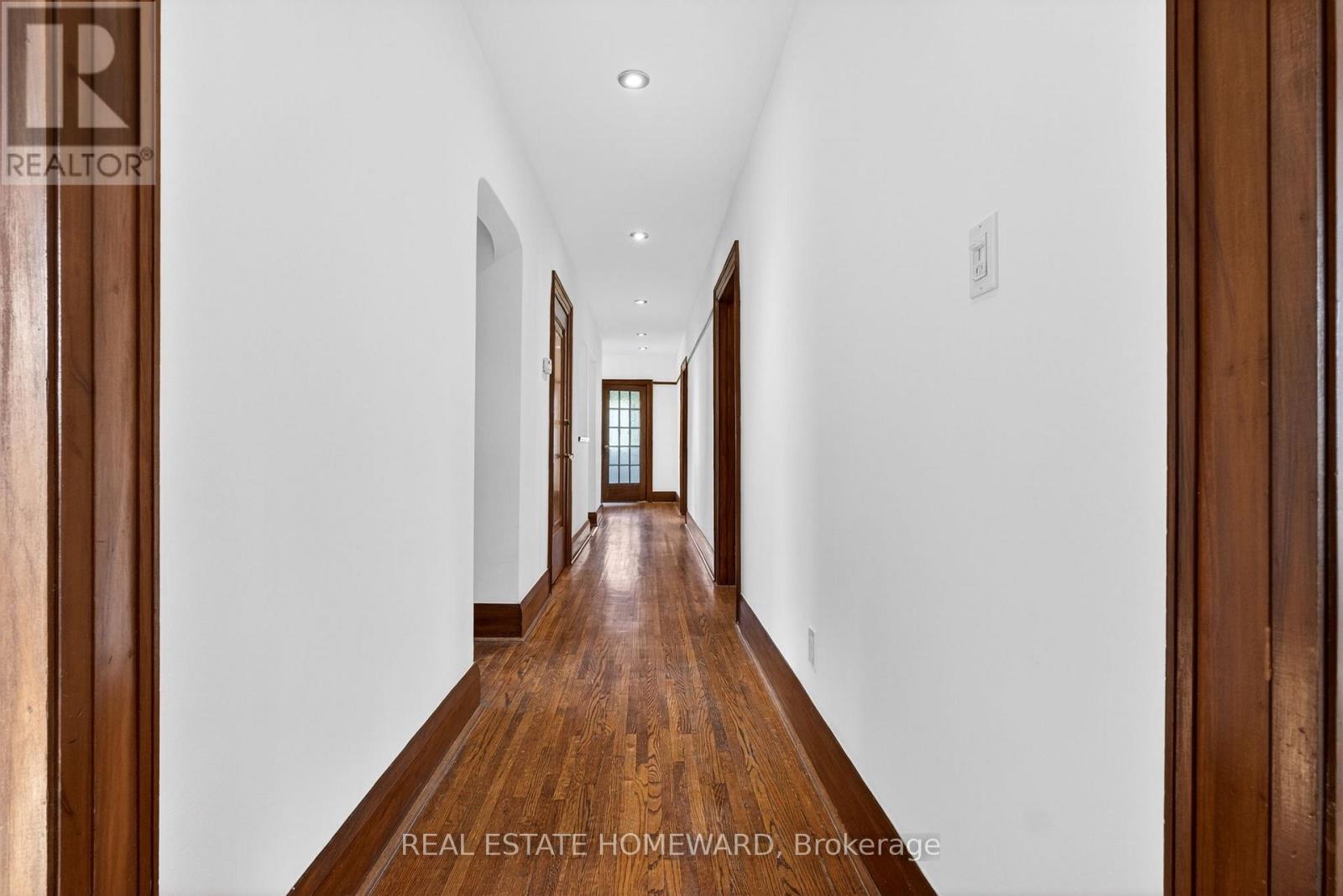 128 GLEN MANOR DRIVE - 22