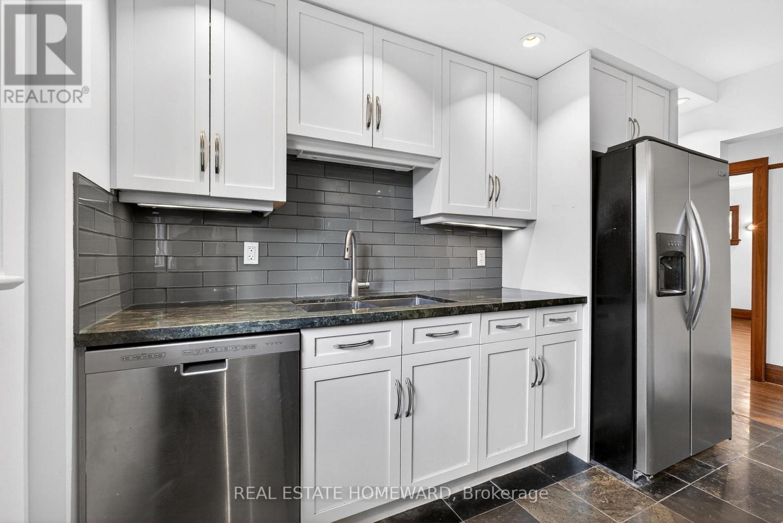 128 GLEN MANOR DRIVE - 26