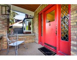 Laundry room - 128 Glen Manor Drive, Toronto, ON M4E2X6 Photo 7