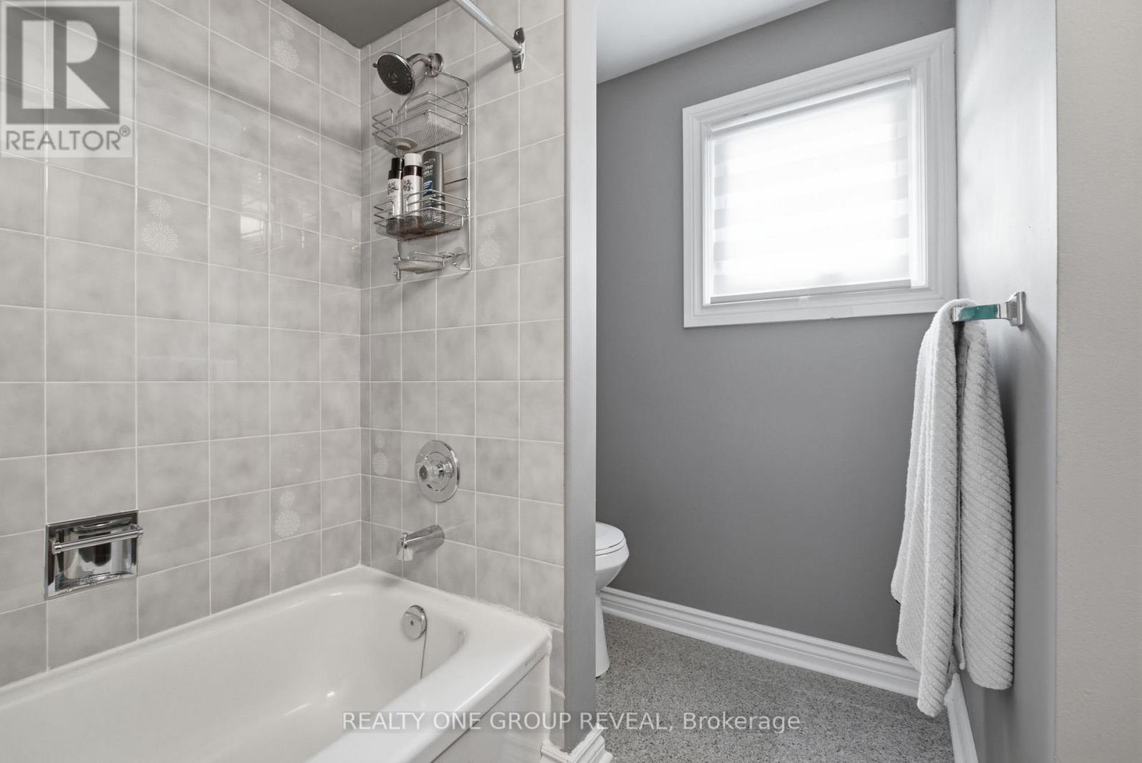 568 RAINY DAY DRIVE - Image 28
