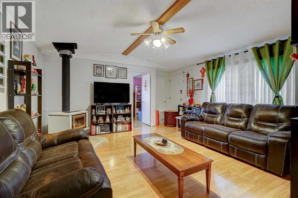 10115 99 Avenue - 4
