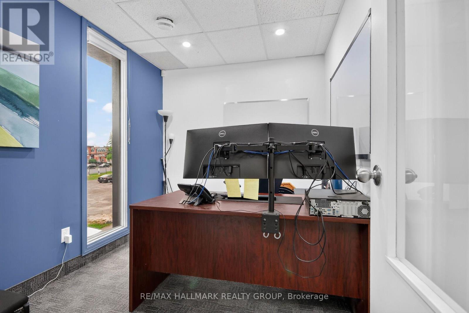 Office for Sale in Ottawa – 818 BOYD AVENUE, Ottawa – MLS# X13583868 - Image 20