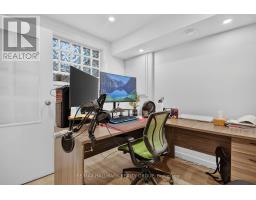 818 Boyd Avenue, Ottawa, ON K2A2C7 Photo 11