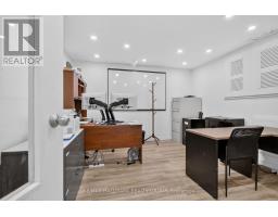 818 Boyd Avenue, Ottawa, ON K2A2C7 Photo 29