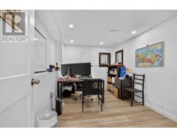 818 Boyd Avenue, Ottawa, ON K2A2C7 Photo 31