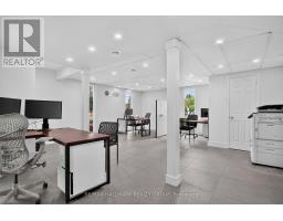 818 Boyd Avenue, Ottawa, ON K2A2C7 Photo 42