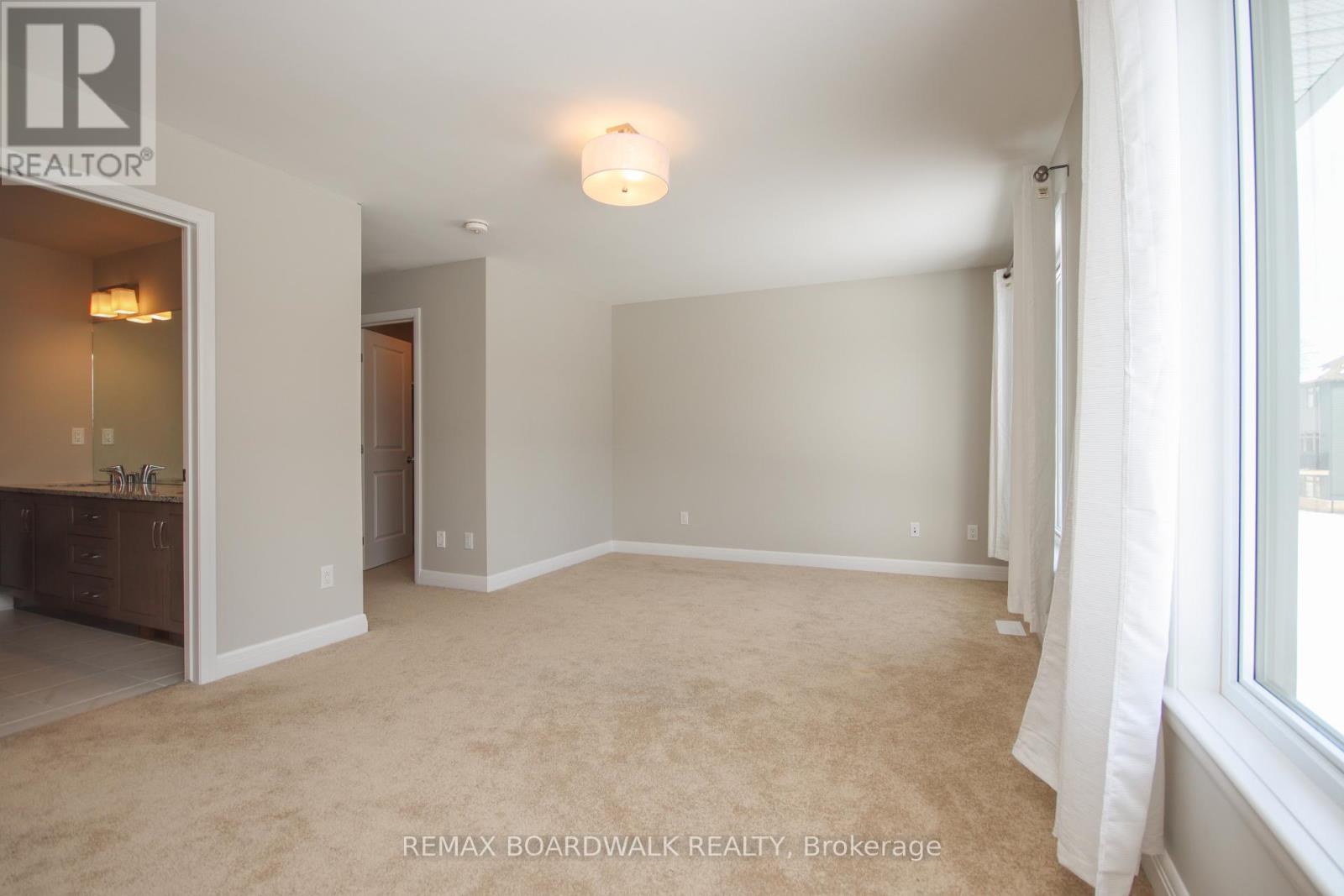 74 MICHAEL STOQUA STREET - 16