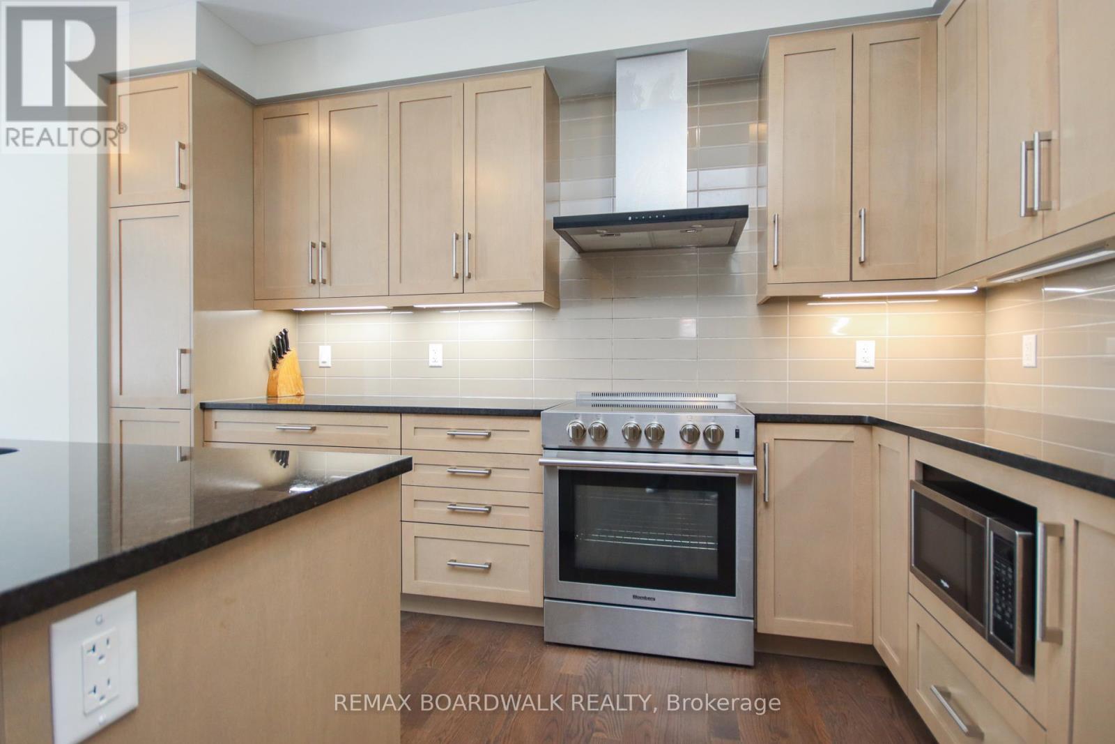 74 MICHAEL STOQUA STREET - 7