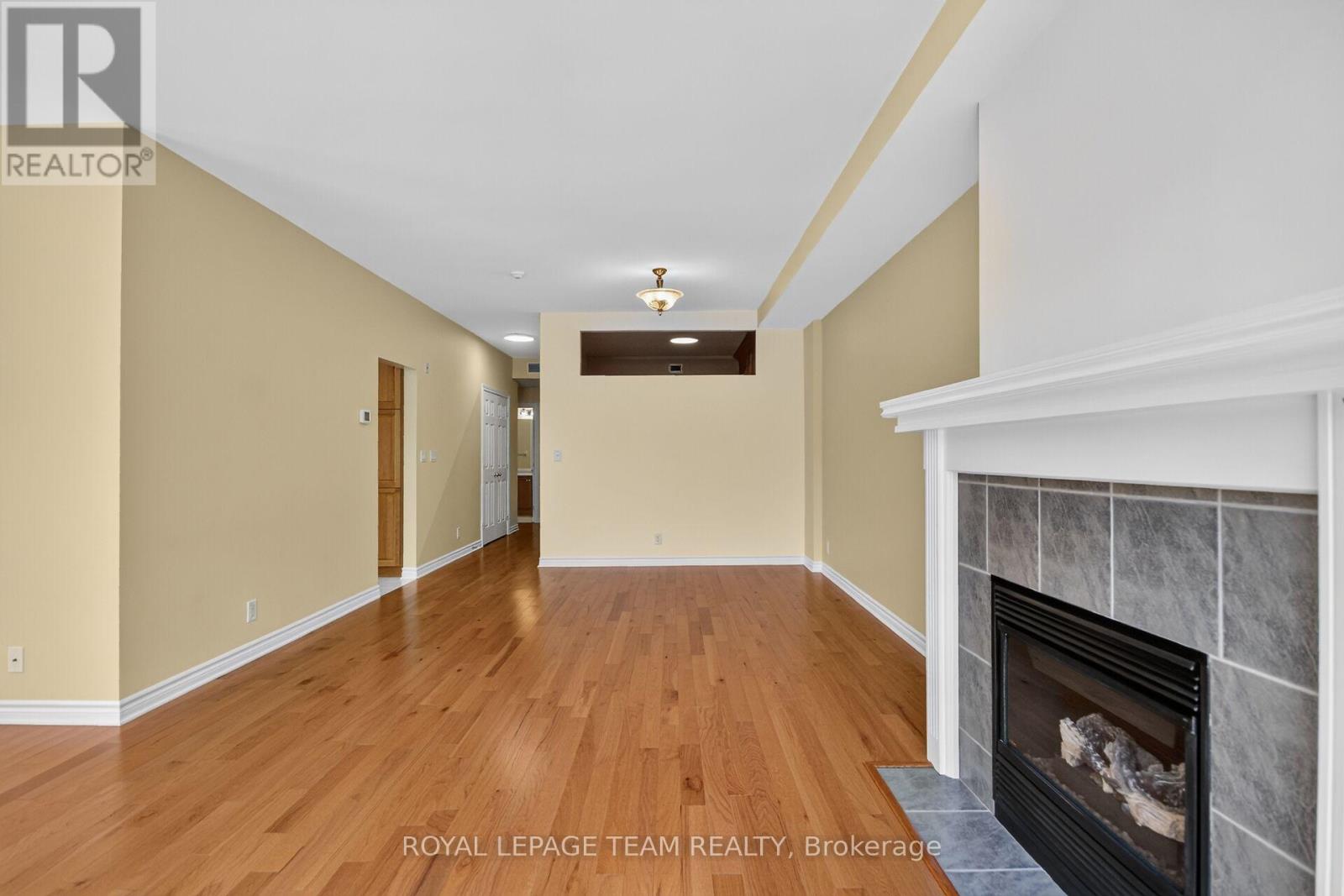 #406 136 DARLINGTON PRIVATE - Image 7
