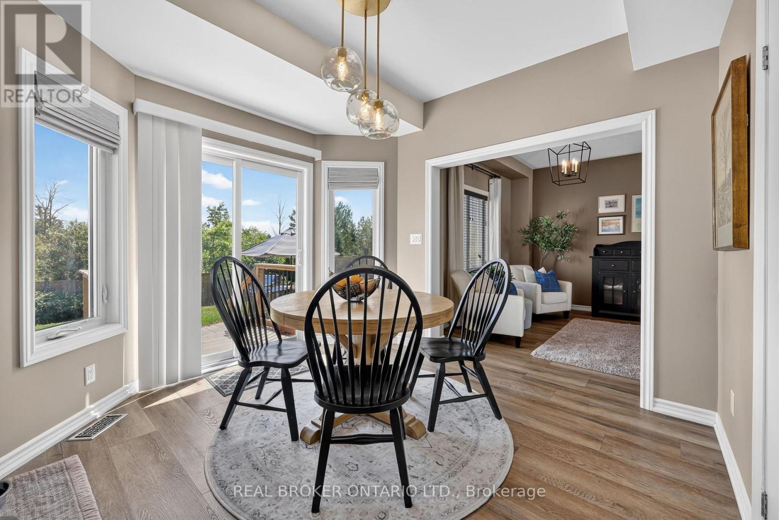 36 BEVERLY STREET - Image 12