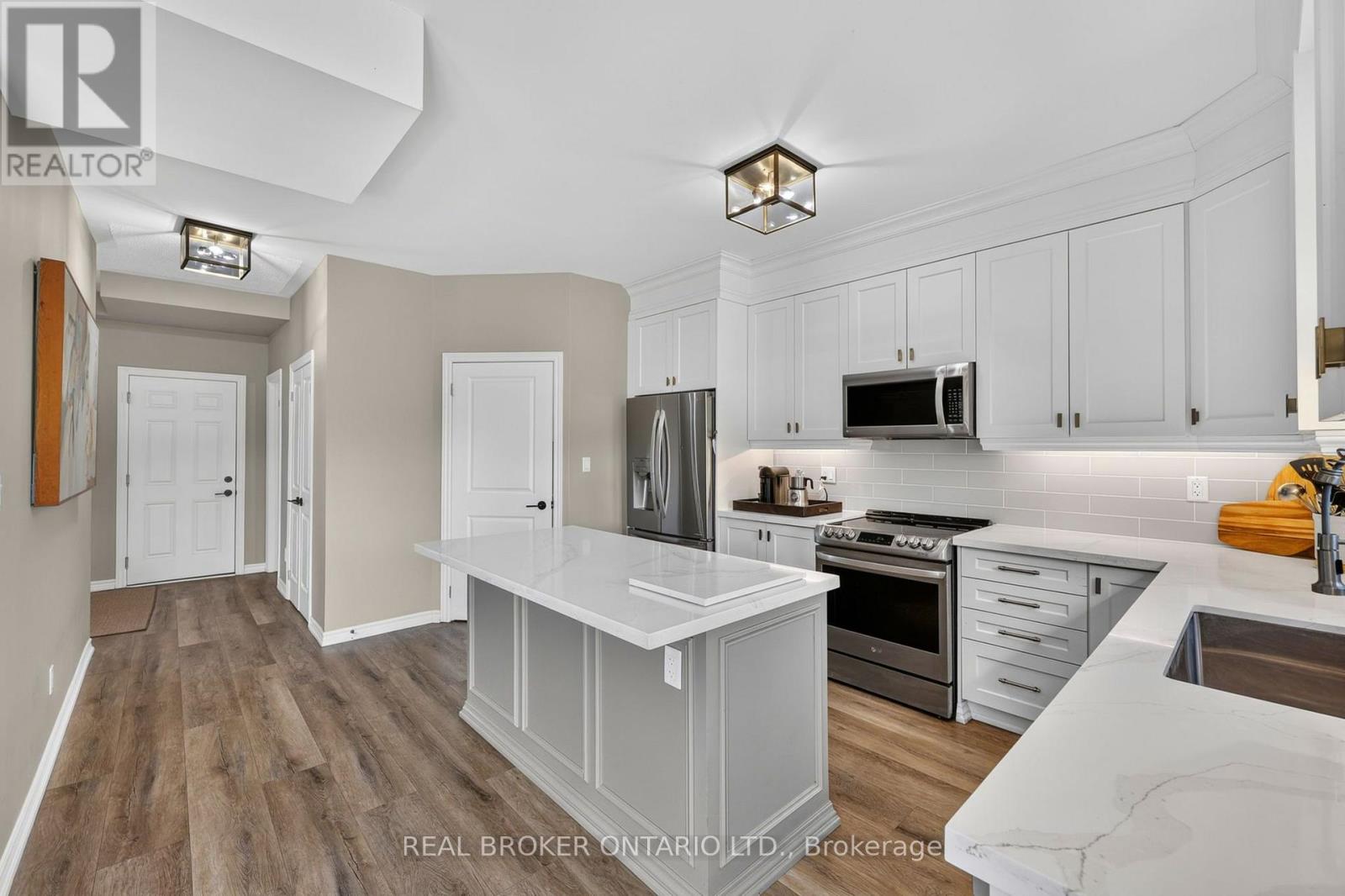 36 BEVERLY STREET - Image 13