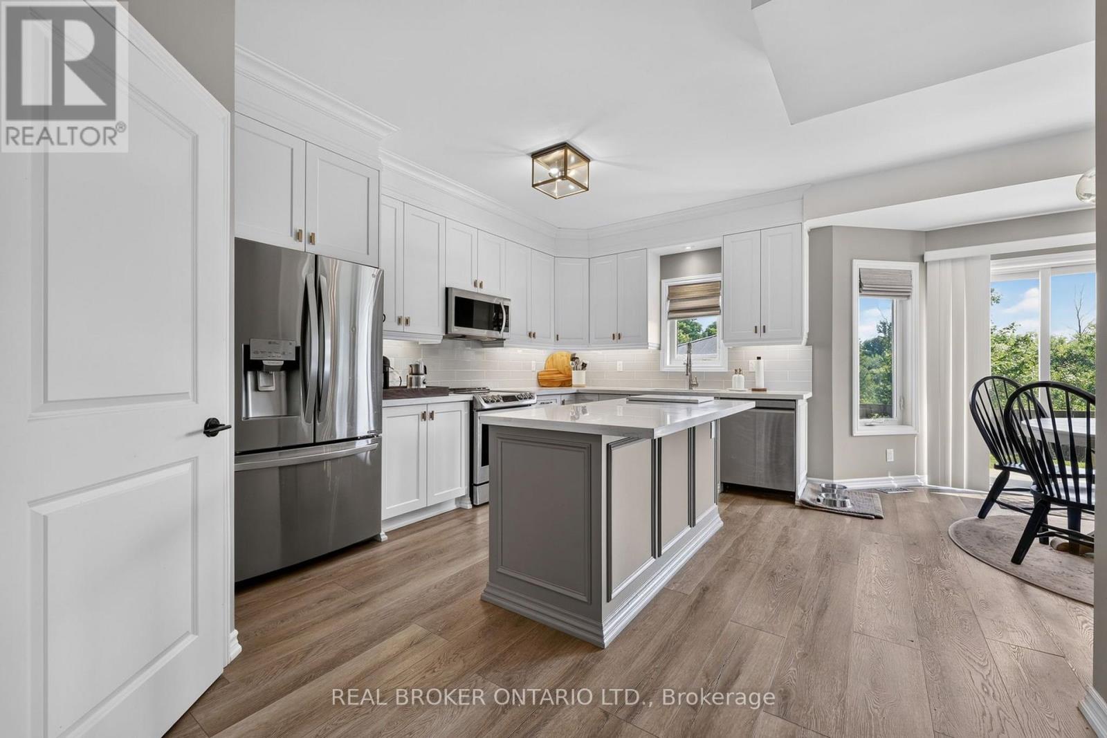 36 BEVERLY STREET - Image 15